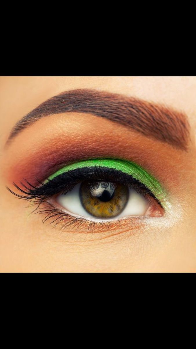 Subtle Green Fall Makeup Look, Alicia P.'s (sparkandchemistry) Photo