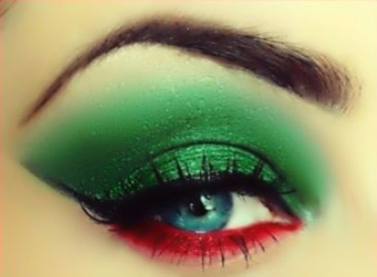 Subtle Green Fall Makeup Look, Alicia P.'s (sparkandchemistry) Photo