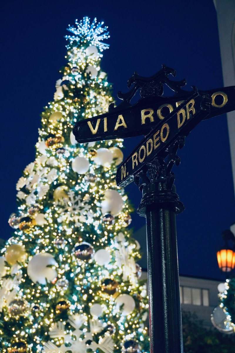 Holiday Itinerary for 'Christmas in LA' Is More Festive Than Expected