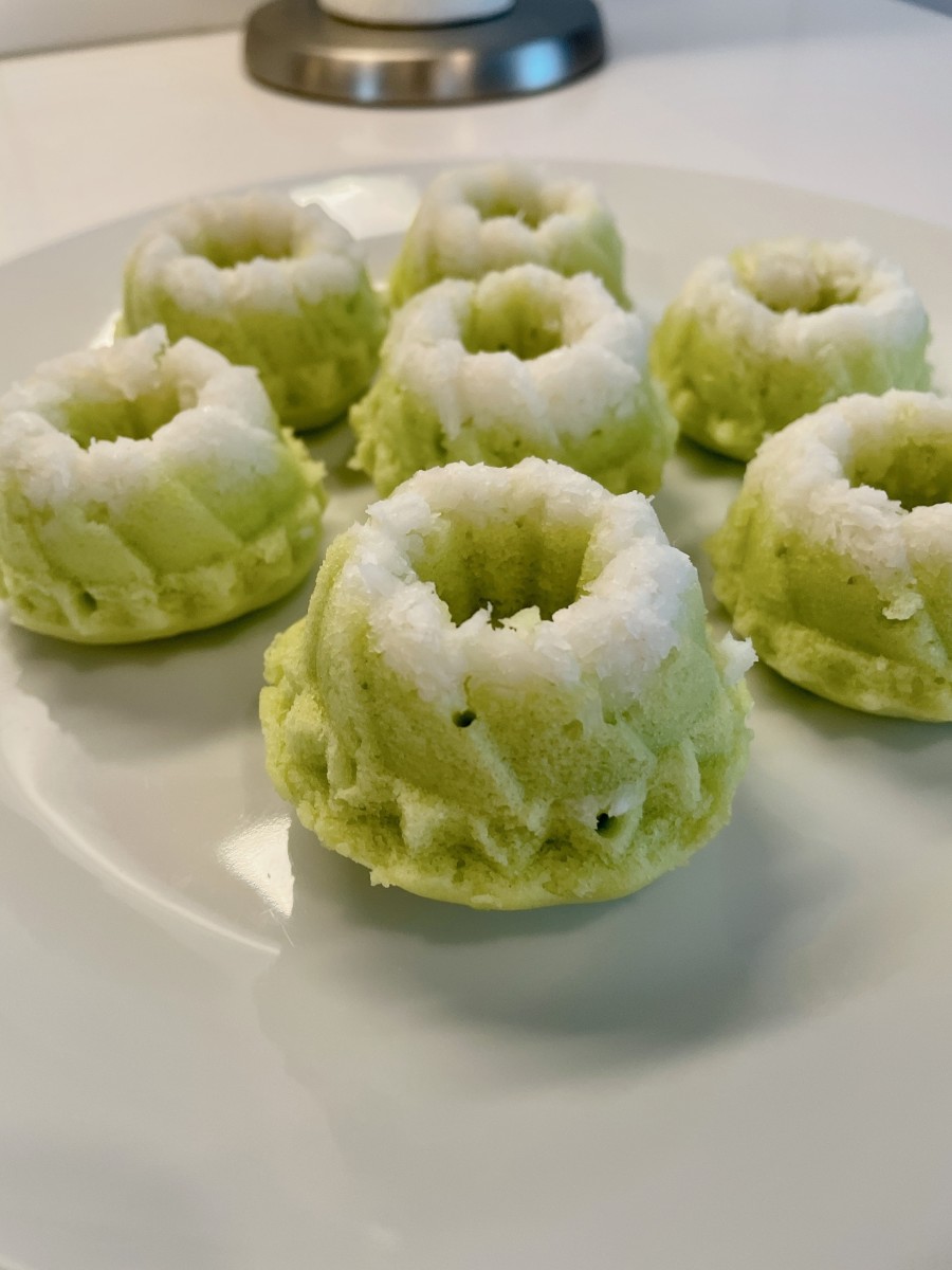 These Malaysian steamed pandan coconut cakes are delicious! They are perfect with coffee or tea. 