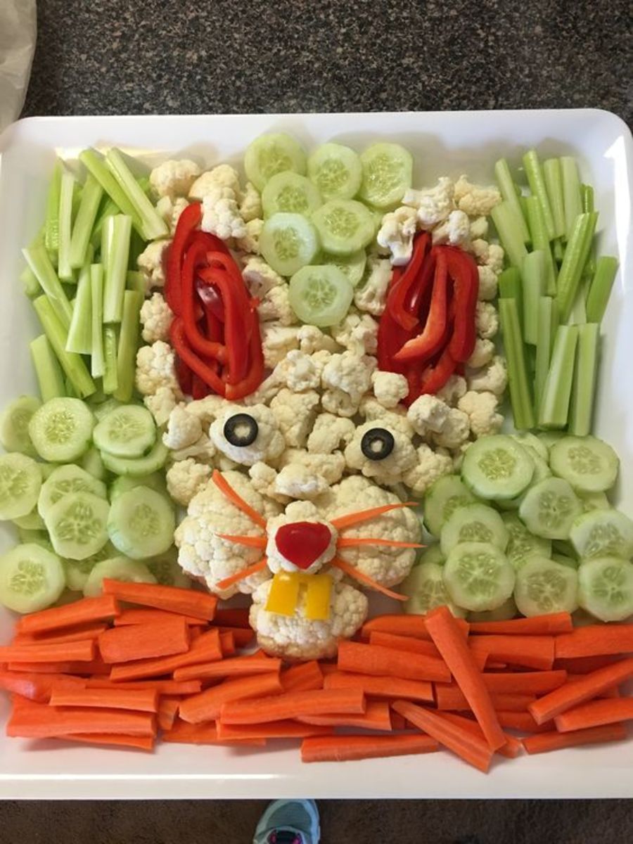60+ Adorable Easter Veggie Tray Ideas for Every Bunny Holidappy