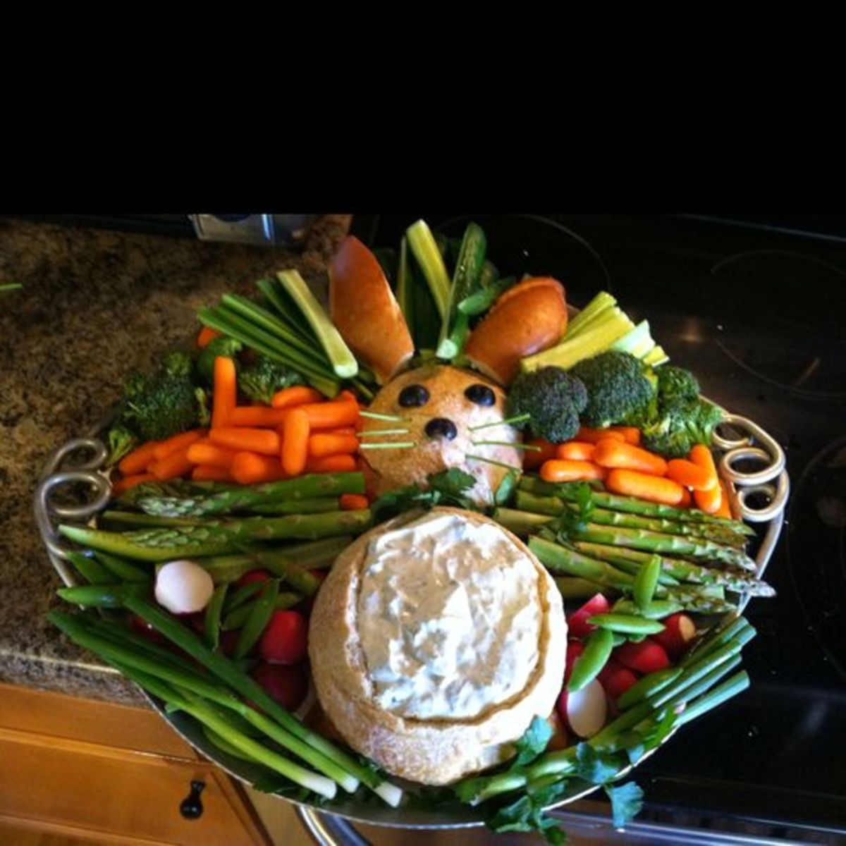 60+ Adorable Easter Veggie Tray Ideas for Every Bunny Holidappy