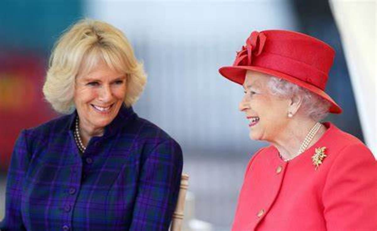 the-queen-once-alluded-to-camilla-as-that-insidious-woman-as-indicated-by-royal-expert