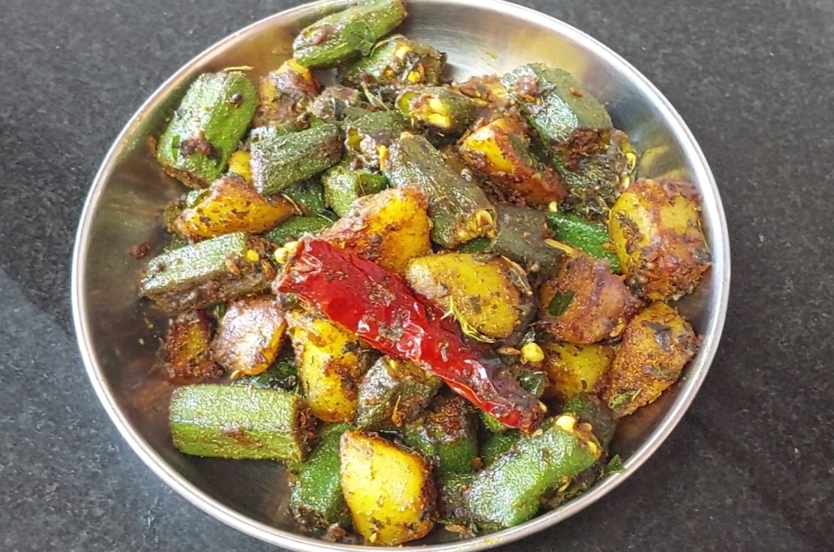 Lady's Finger and Potato Dry Fry