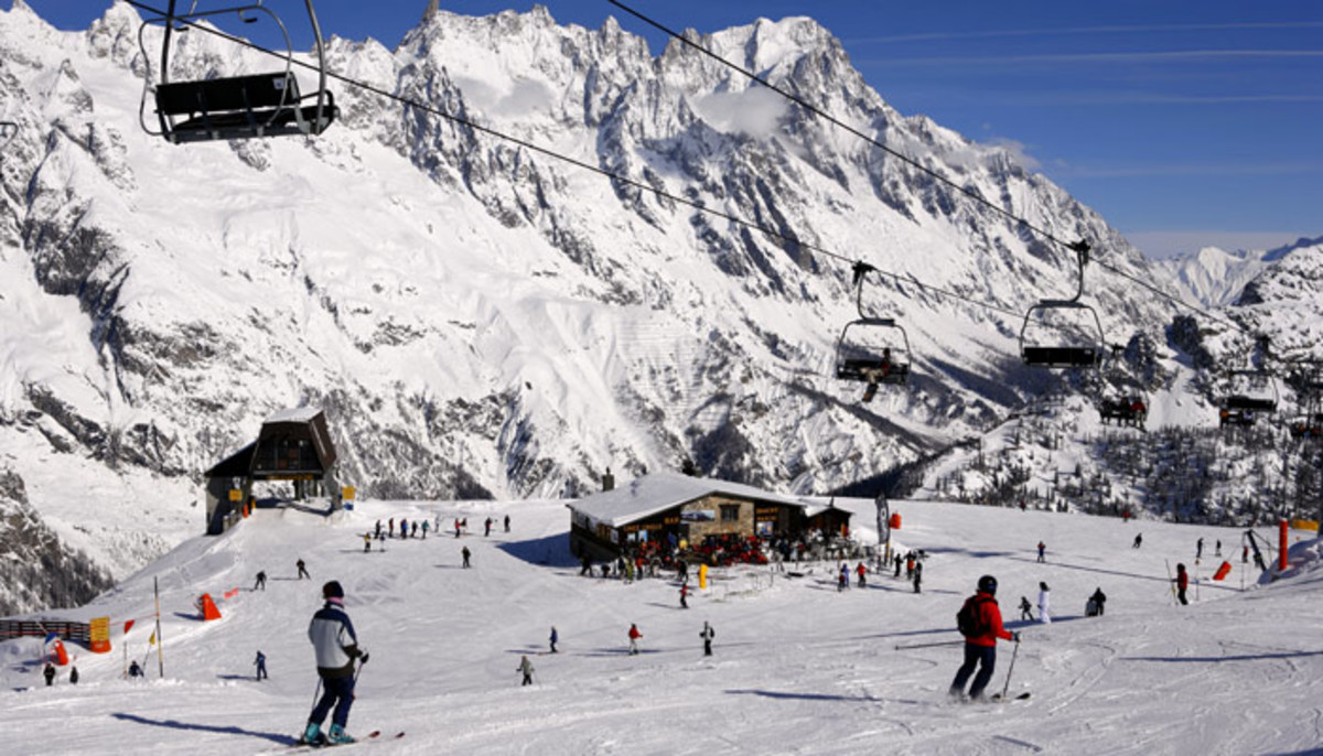 a-rough-guide-to-italy-things-to-do-in-the-ski-resort-of-courmayeur