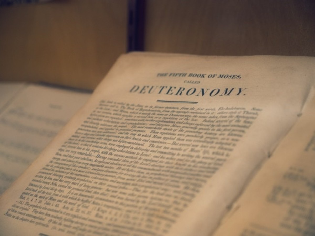 10 Life Lessons From the Book of Deuteronomy