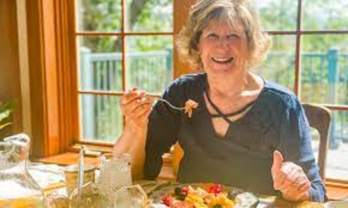 7 Tips for Eating a Healthy Diet as an Older Adult