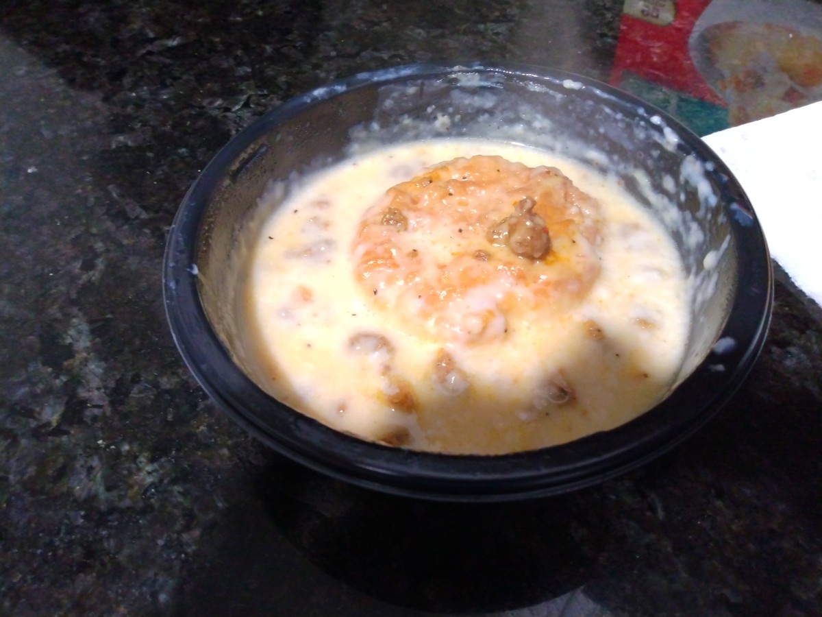 Review of Jimmy Dean Breakfast Bowls Biscuits and Gravy Delishably