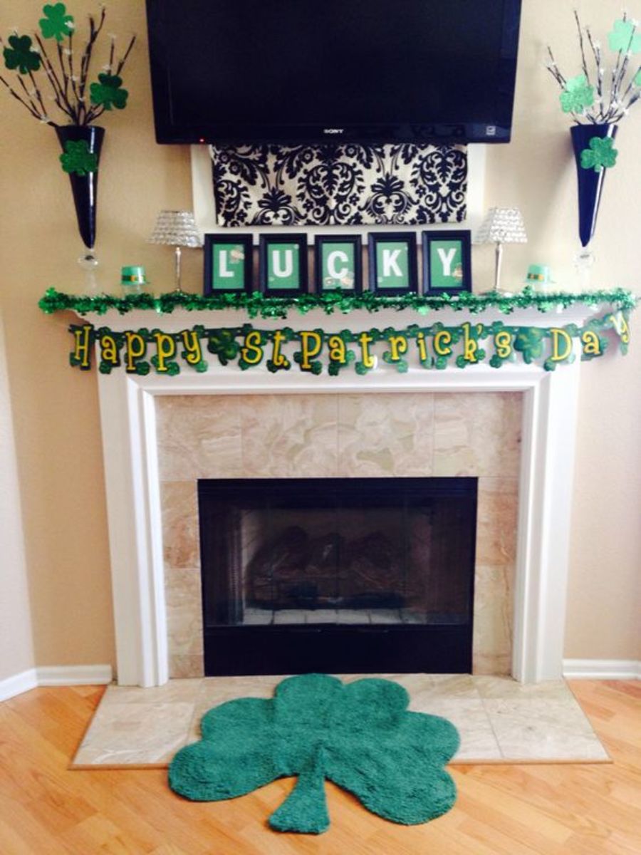 35+ Magical DIY St Patricks Day Mantel Decor Ideas