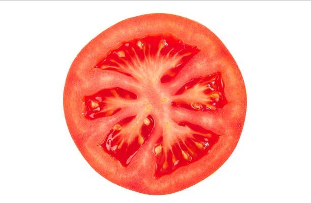 8 Nutritional Benefits of Tomatoes