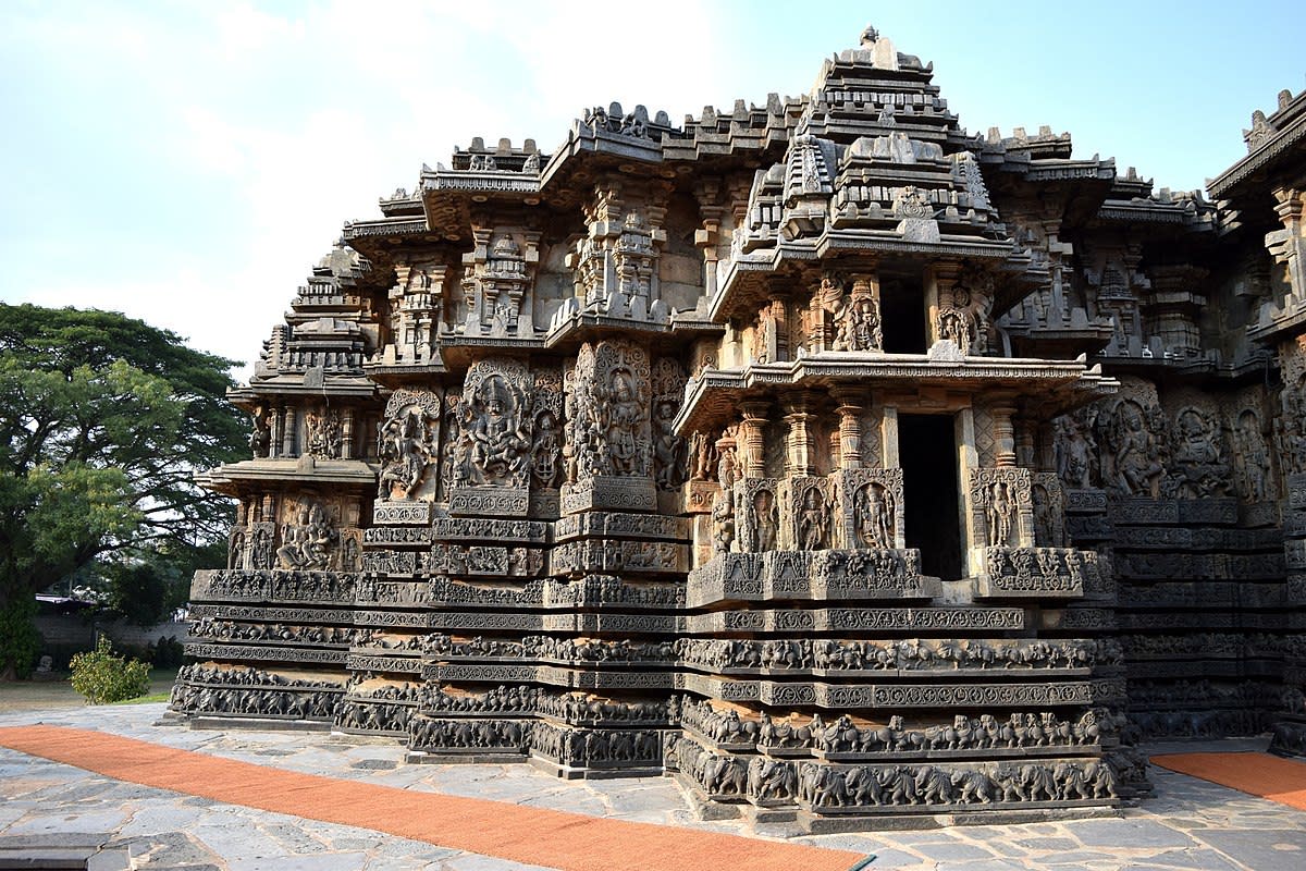 Hoysaleswara Temple – a 12th Century Indian Monument With Unique Stone Sculptures