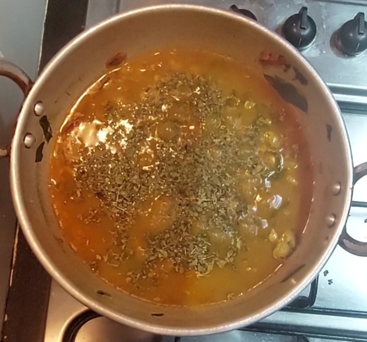 Mix well, adjsut salt. Close the lid and cook for 5 minutes. Add 1 teaspoon crushed kasuri methi and 1 teaspoon ghee for extra flavor. Mix well.
