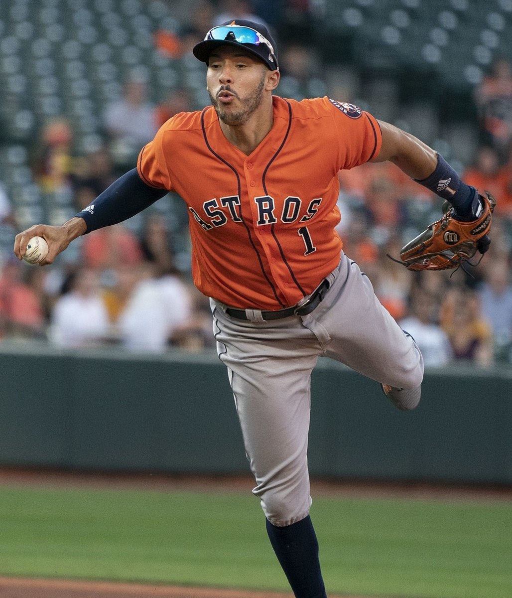 Giants Better Off Without Carlos Correa