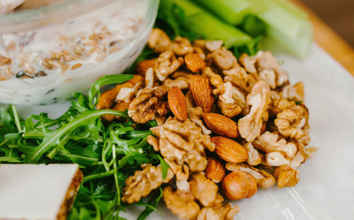 Feel Great with These Incredible Health Benefits of Eating Walnuts and Almonds