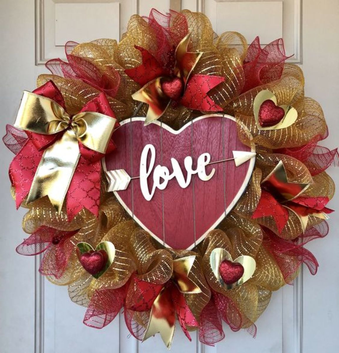 100+ Super Romantic Valentines Decorations on a Budget - HubPages