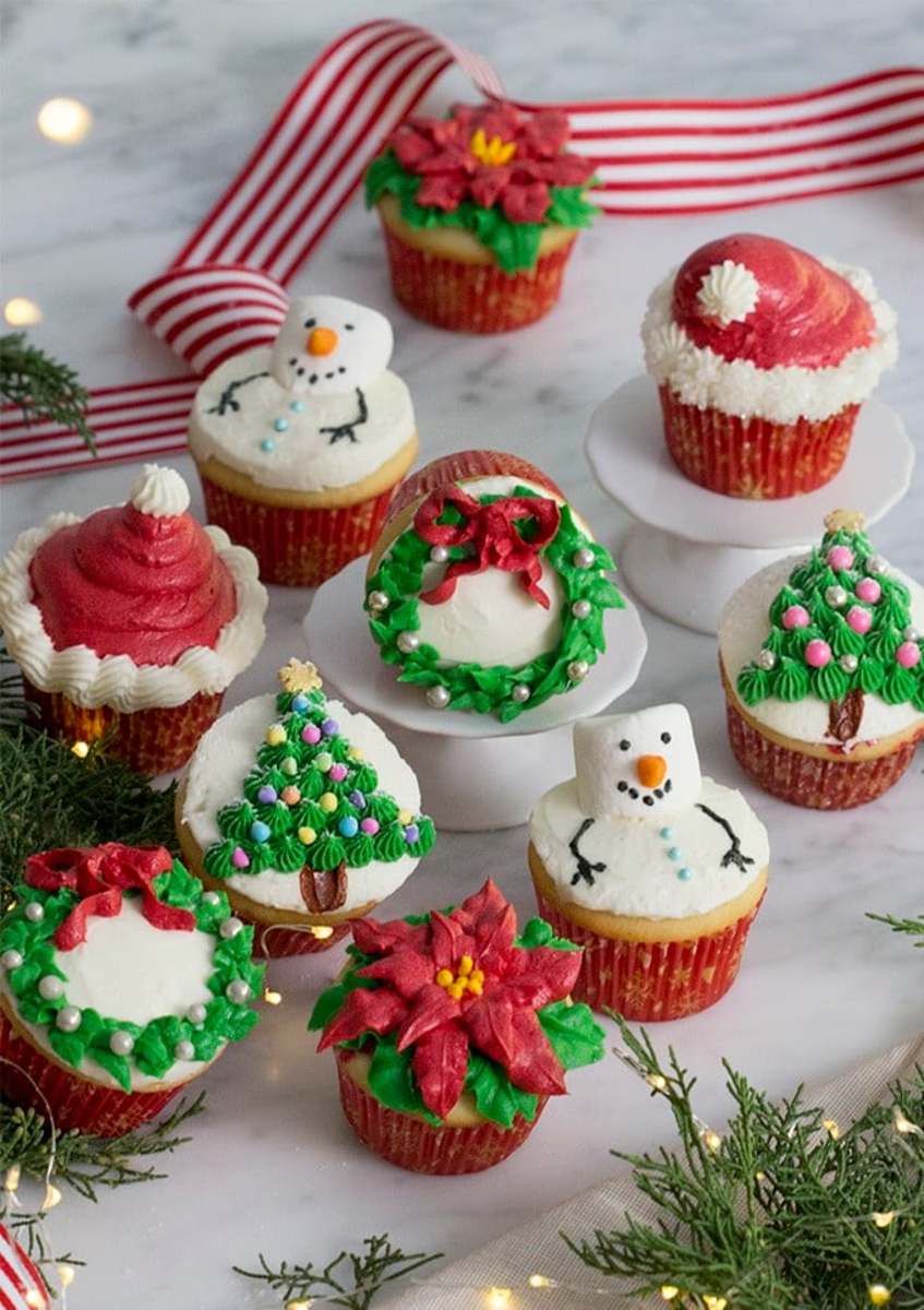 christmas-muffins-with-frosting-recipes