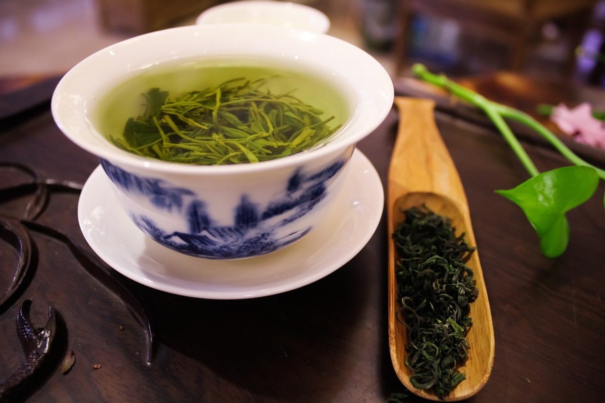 Explore the Different Types of Green Tea, Such as Sencha, Gyokuro, and Matcha, and Their Unique Flavors and Health Benefits