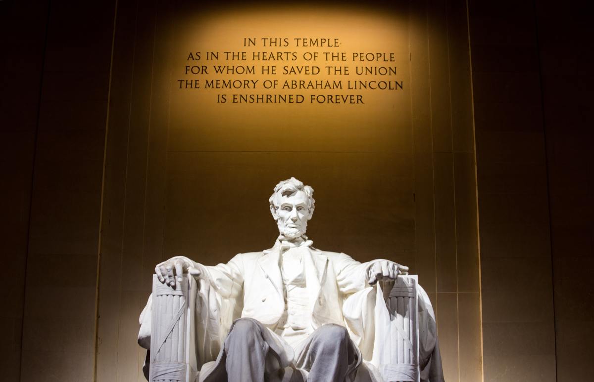 Abraham Lincoln: The 16th President of the United States and Civil War Hero
