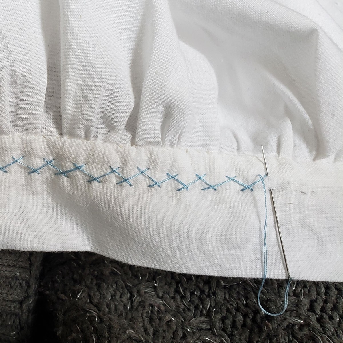 Hand Embroidery: How to Make a Herringbone Stitch