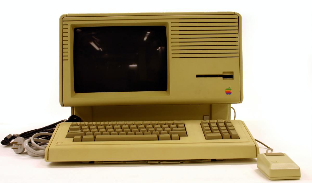 How Much Is Your Old Vintage Apple Mac Computer Worth?