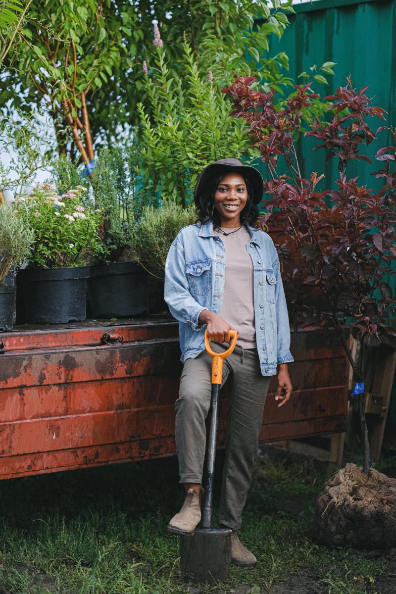 How to Clean & Prevent Your Rusty Shovels From Damaging HubPages