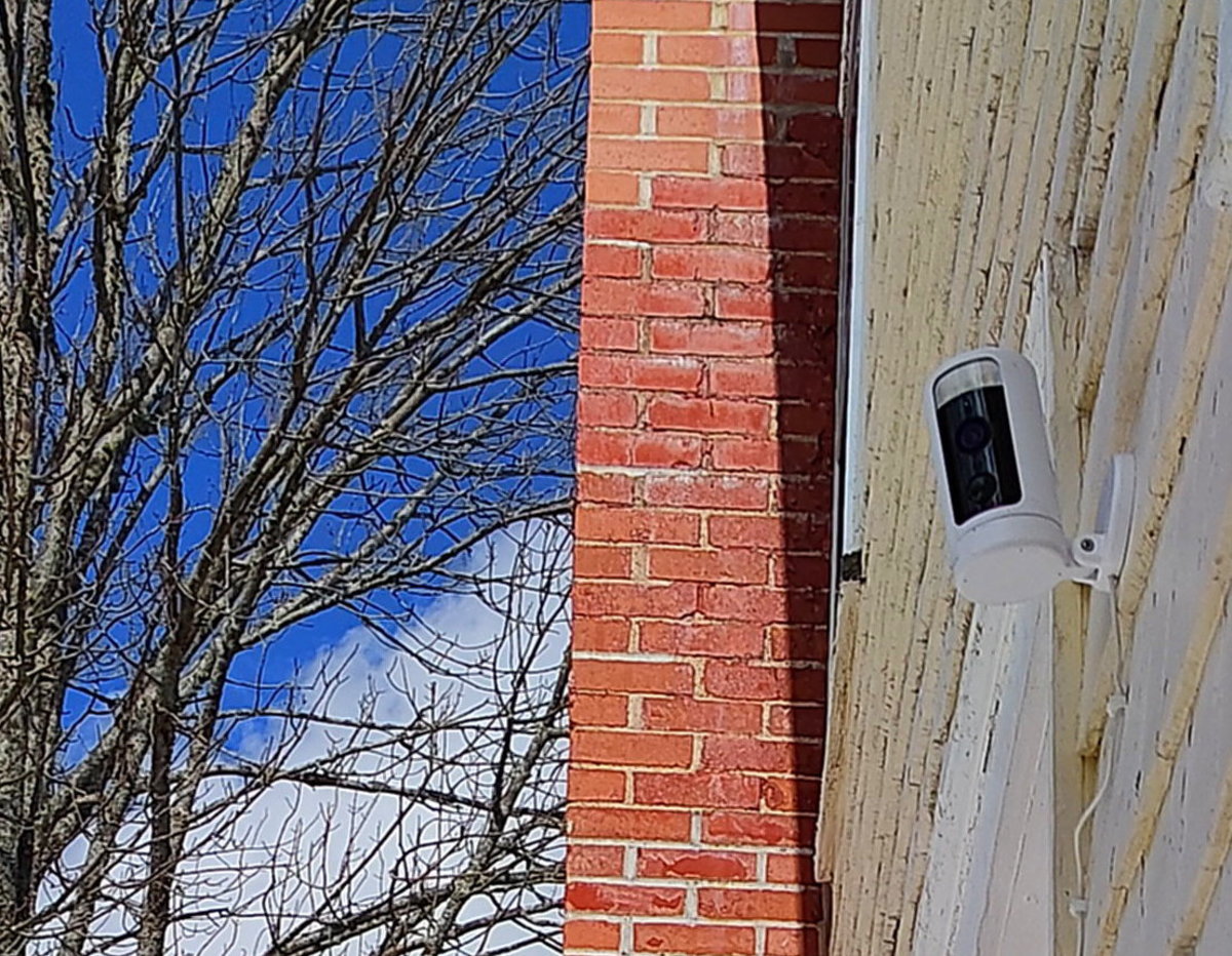 Review of the Winees Outdoor Spotlight Security Camera