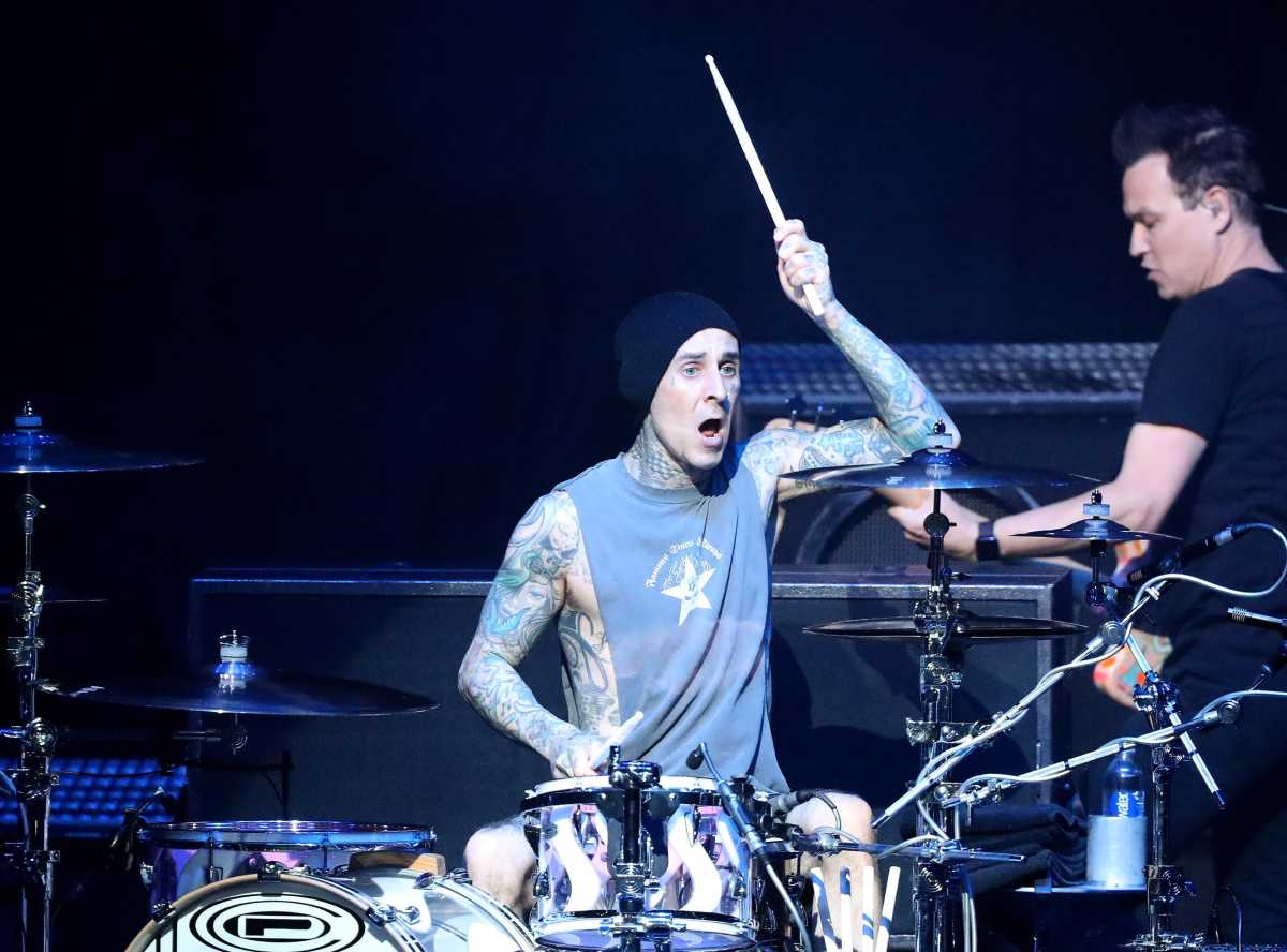 Ouch: Travis Barker Reinjures Finger Before Blink-182 Reunion ...