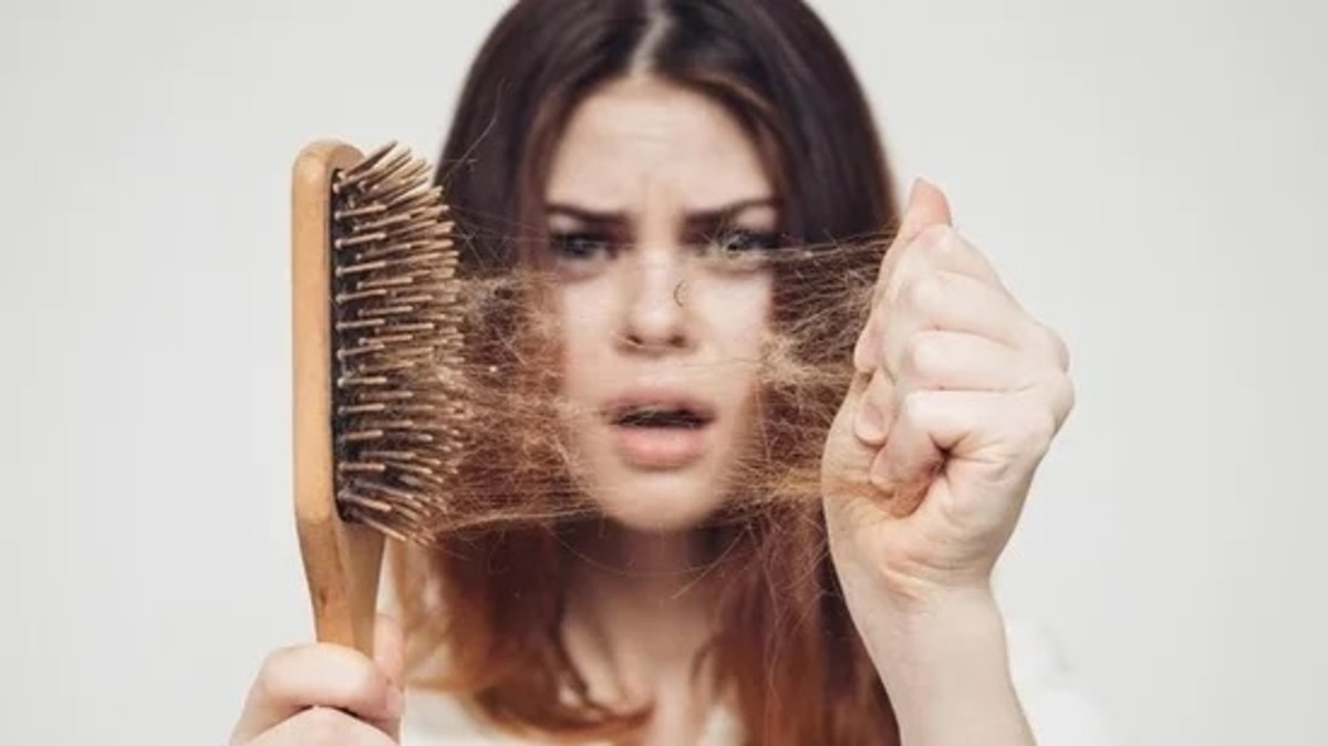How To Stop Hairloss Naturally