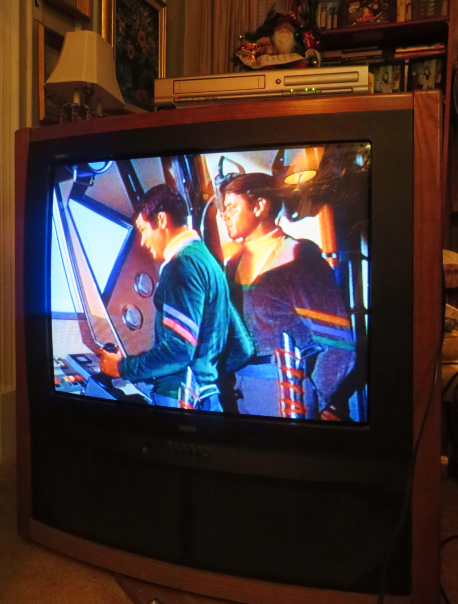 1998 RCA Colortrak Television Model G32643sk, RCA Chassis CTC187CN3