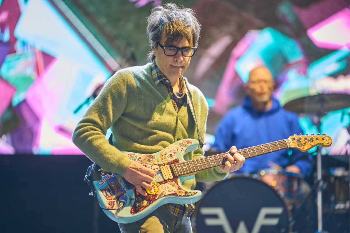 Weezer Announces Summer Tour With Modest Mouse Spinditty News