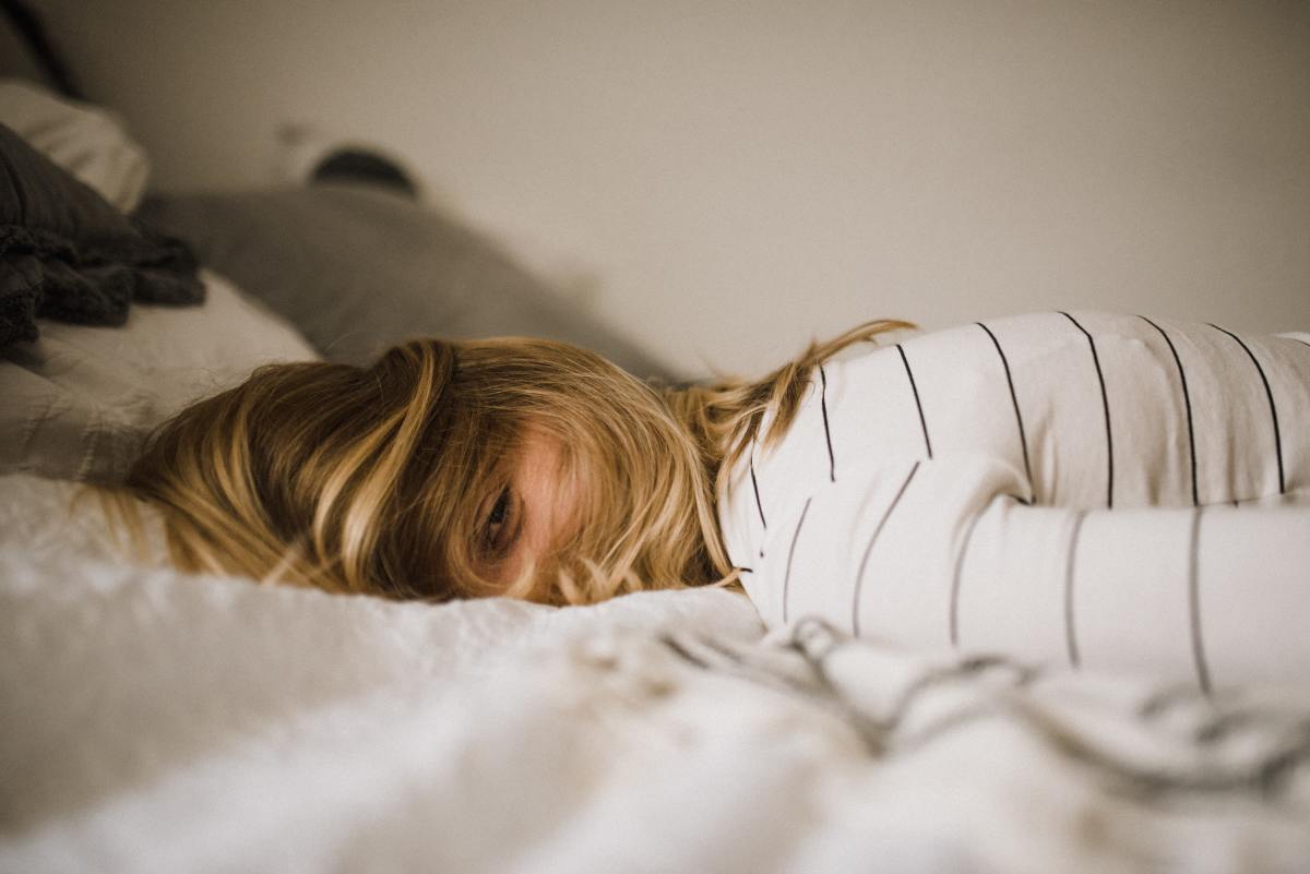 12 Signs That You Need to Take a Break and Stop Burnout