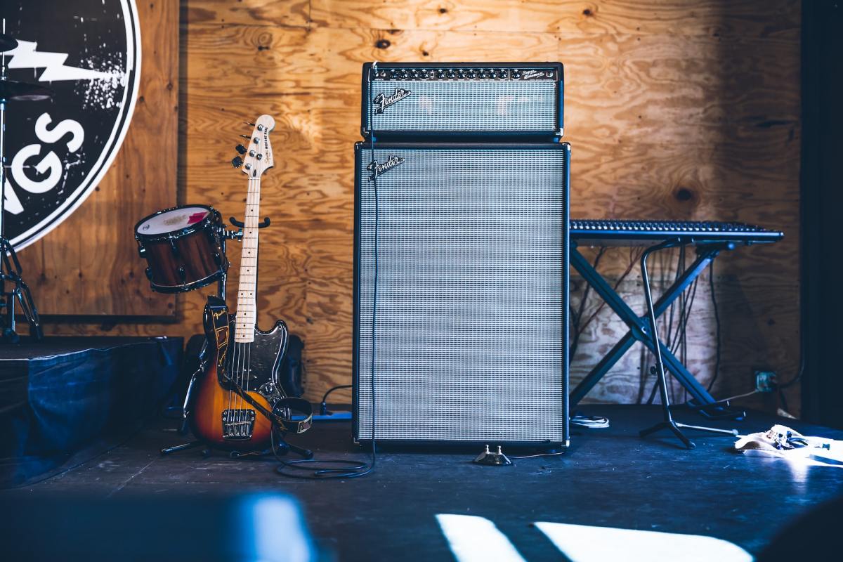 How Many Watts Are Needed for a Good Bass Amp?