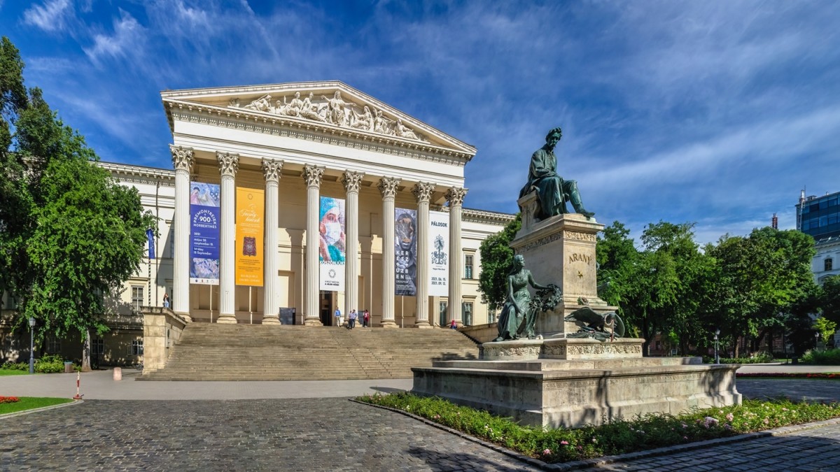 The Hungarian National Museum & Museum Garden