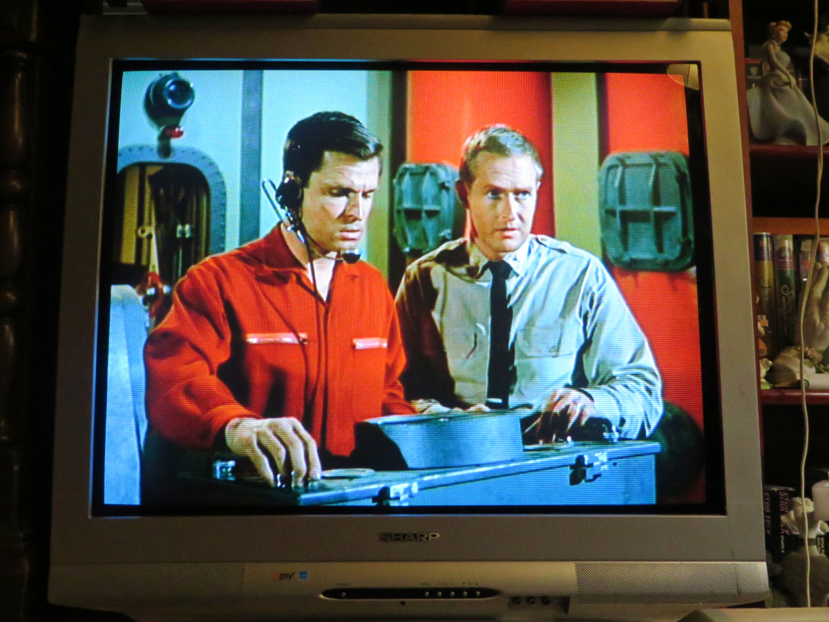 The Remarkable Sharp Color Television Model 32SF560, Made October 2006 HubPages