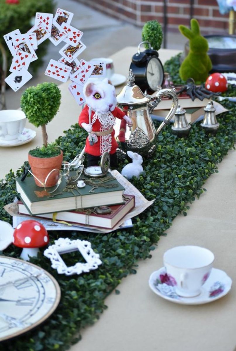 65+ Whimsical and Fun Alice in Wonderland Party Ideas - HubPages