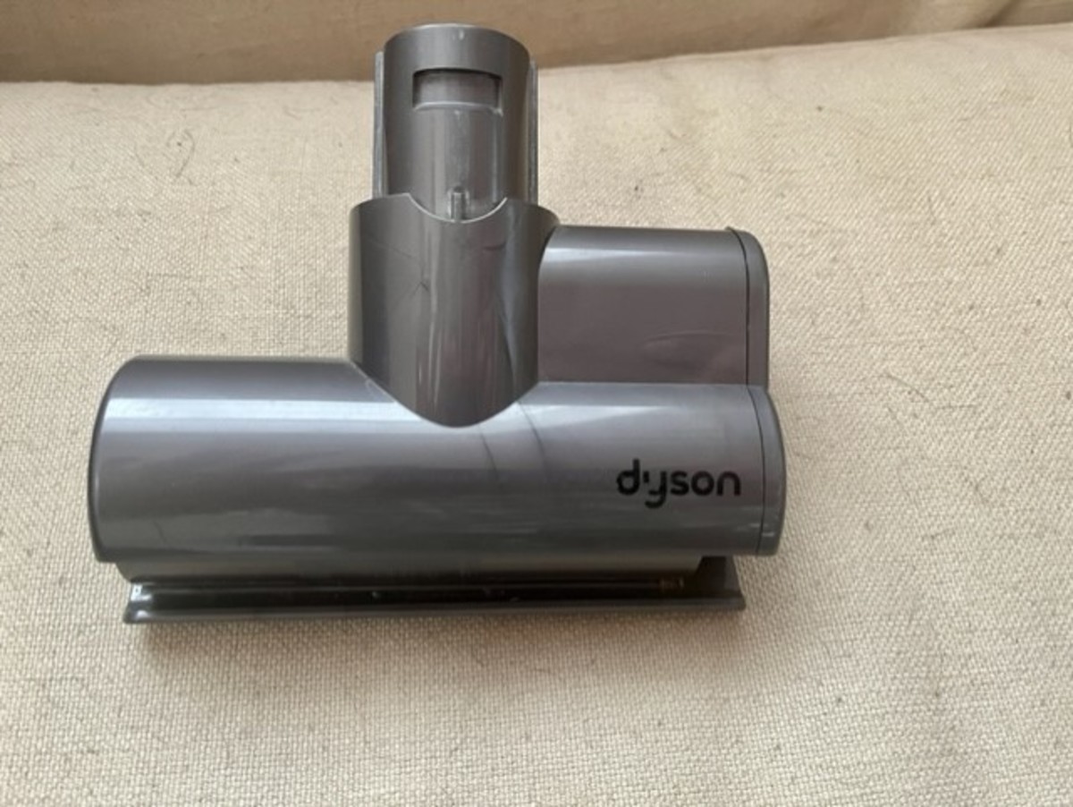 Is the Dyson Mini Motorized Tool (AKA the Dog Hair Attachment) Worth Buying?