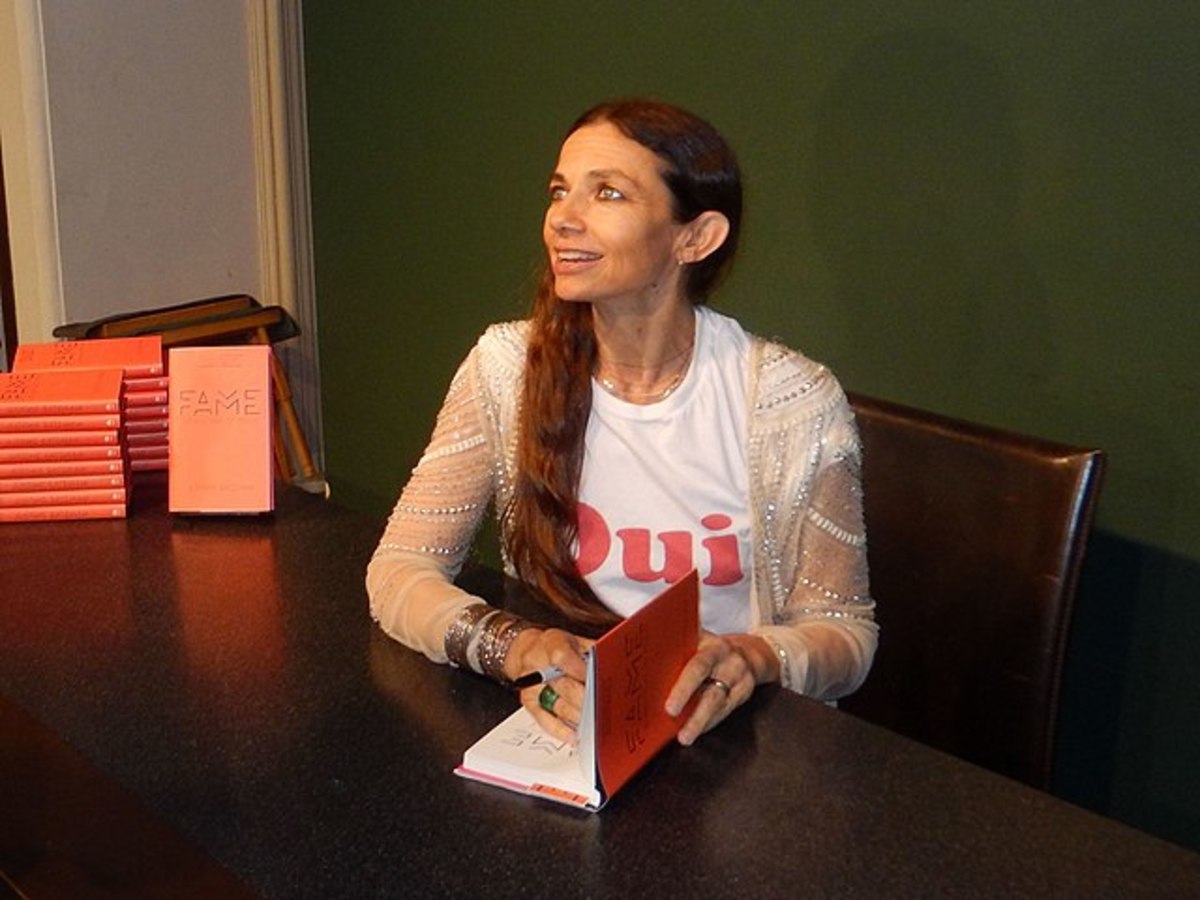American Writer Justine Bateman Has The Best Response To Aging
