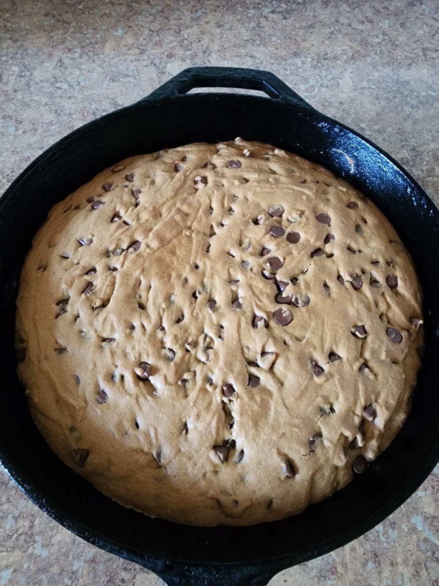 Cast Iron Skillet Chocolate Chip Cookie Recipe Delishably