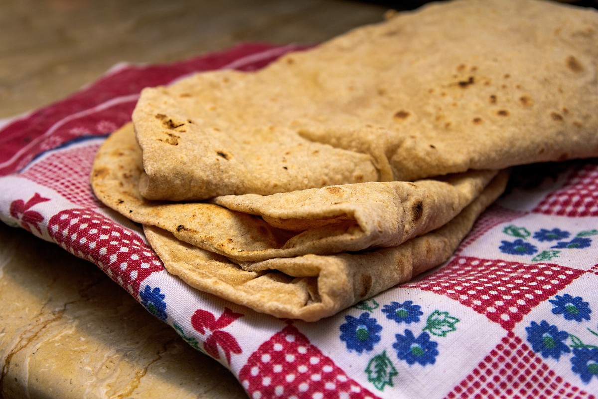 10 Essential Indian Cooking Tools for Making Perfect Flatbreads