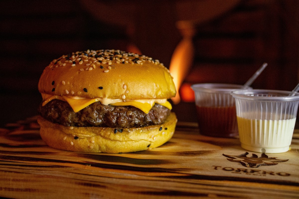 How to Build a Perfect Cheeseburger (and Fun Cheeseburger Spinoffs)