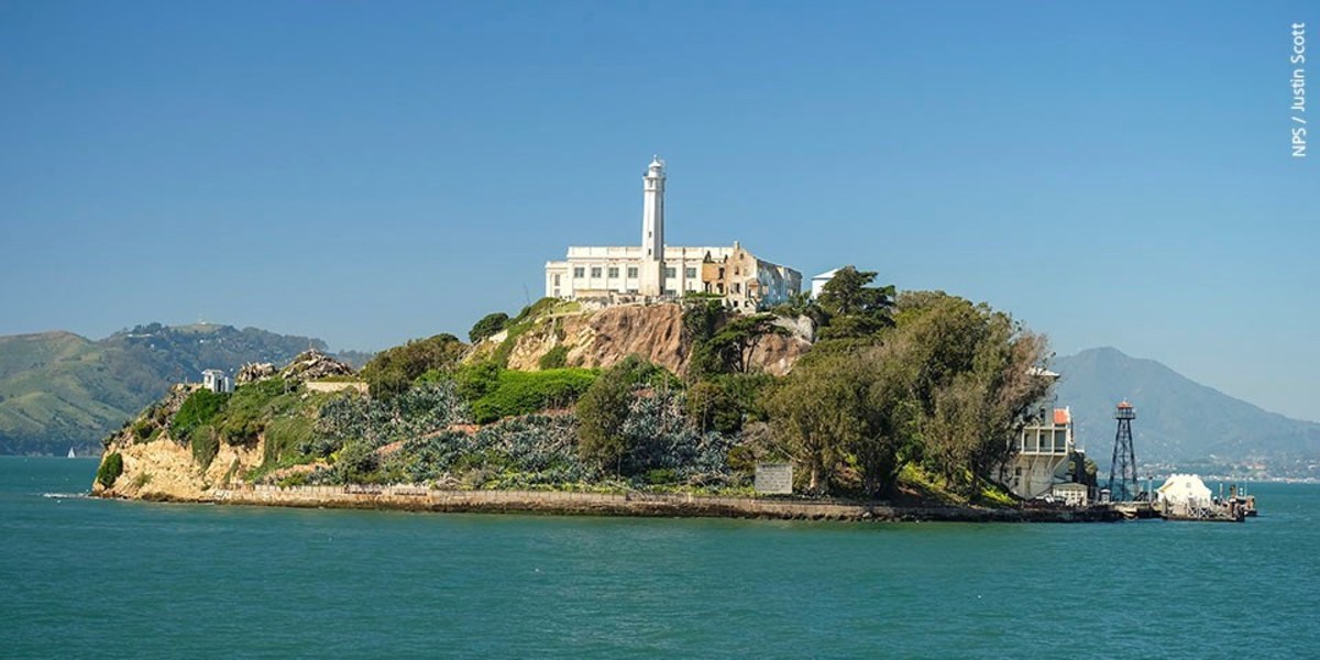 The Men Who Haunt Alcatraz - HubPages