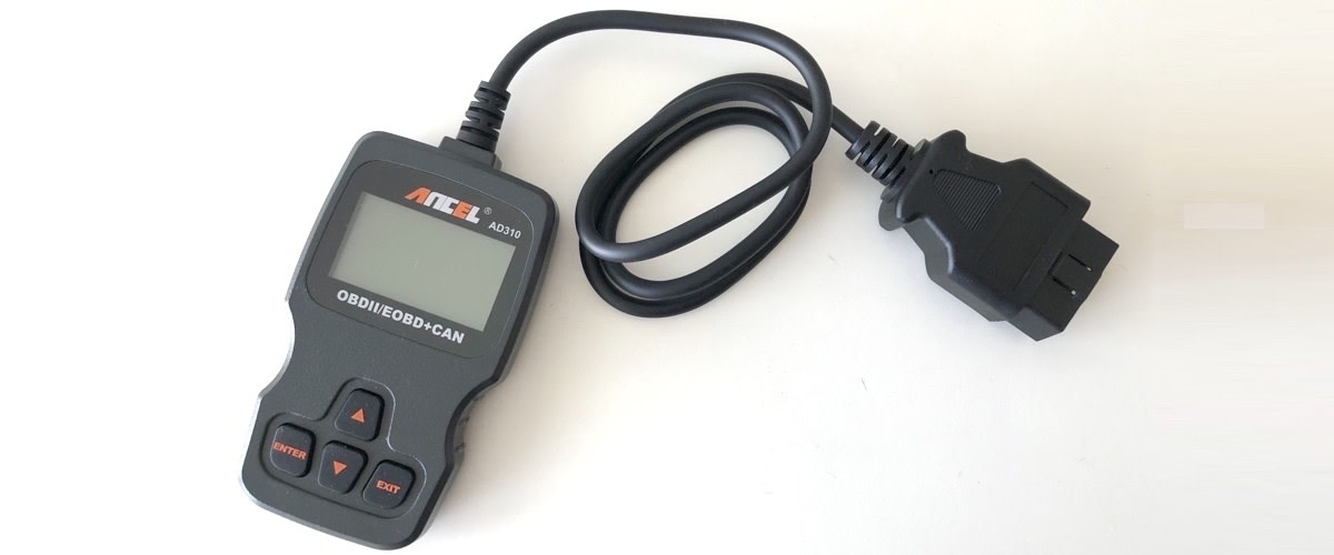 Review of a Diagnostic Car Scanner Tool to Save on Repairs