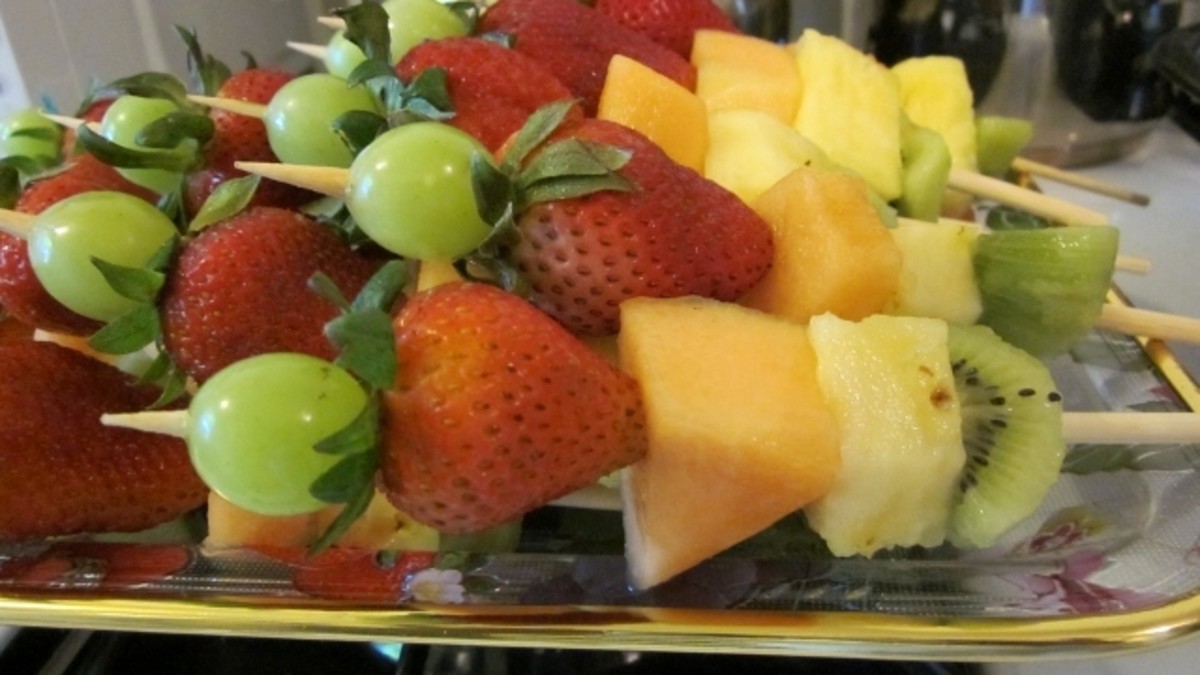 How to Make Easy Fruit Salad Kabobs