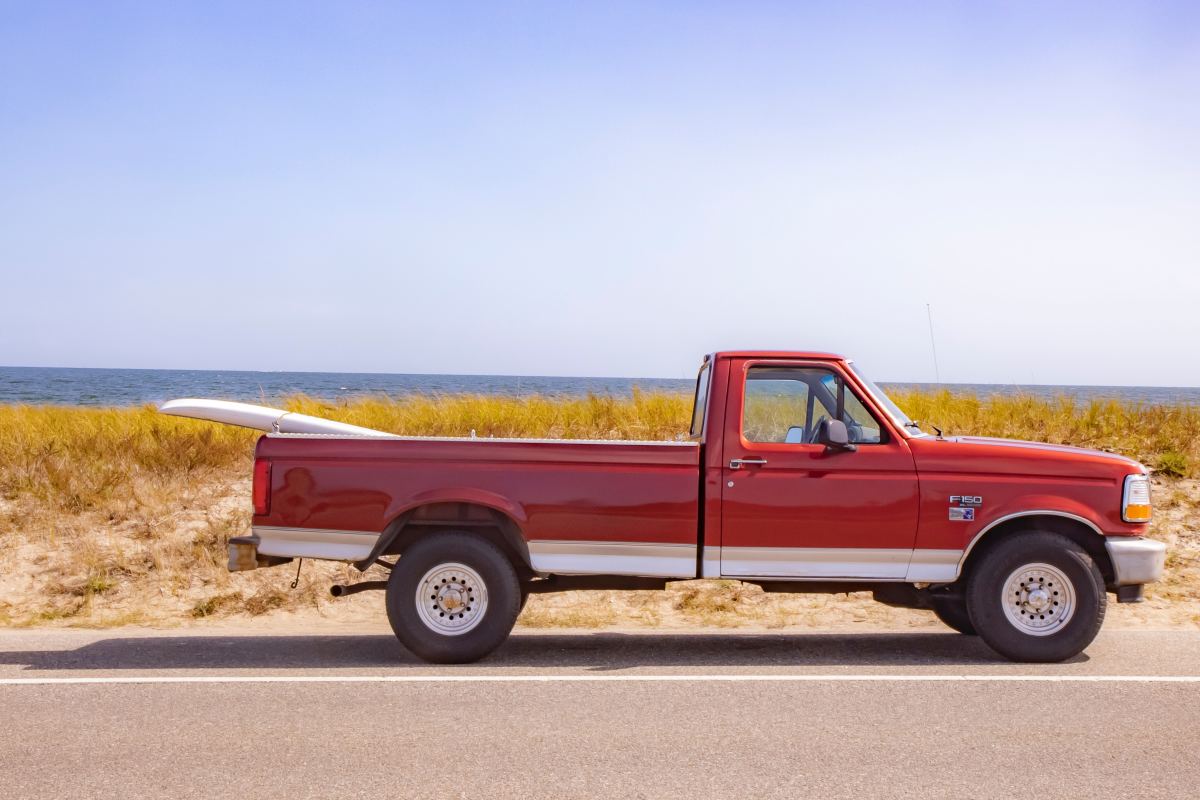 "There's just something women like about a pickup man." - Joe Diffie