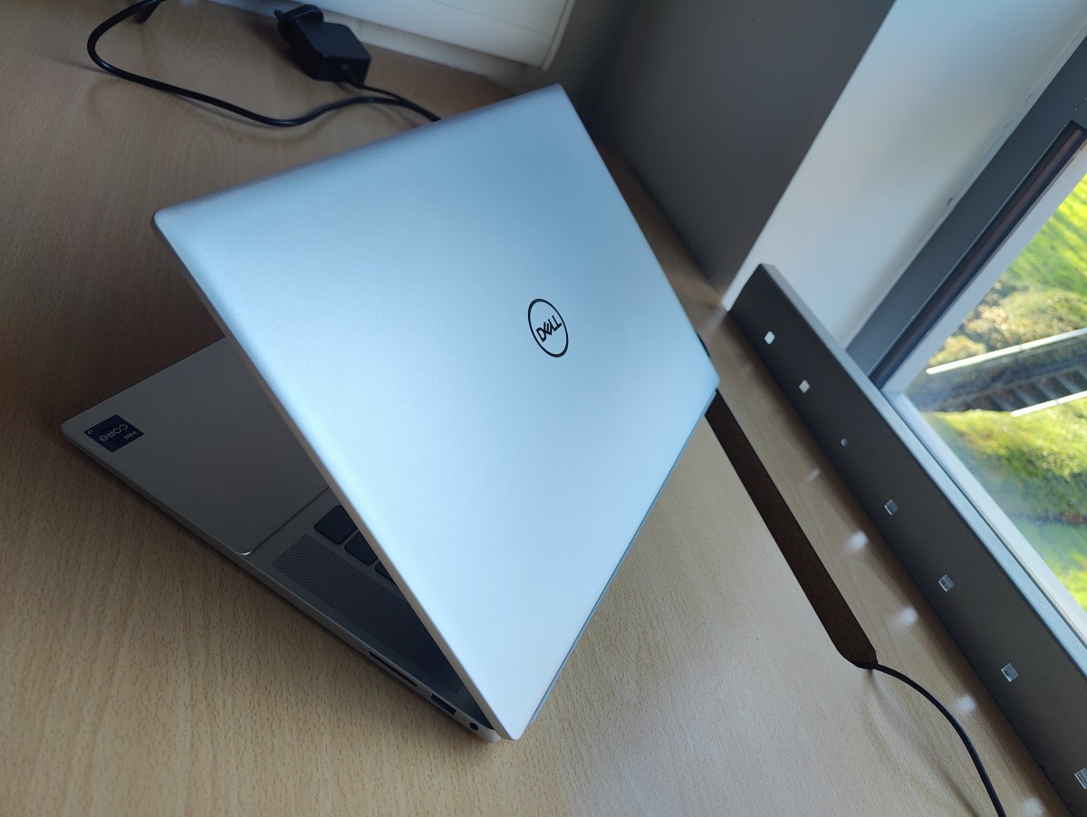 The Dell Inspiron 16 Laptop: A Student's Longterm Review