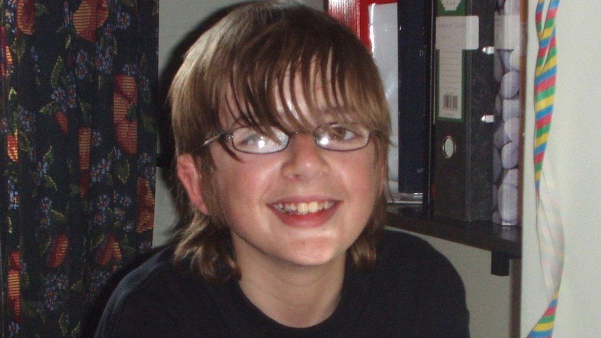 Andrew Gosden: Boy Buys One-Way Ticket to London and Vanishes