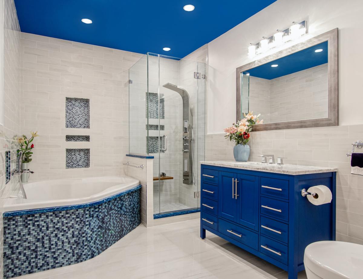 10 Creative Ways to Spruce Up Your Bathroom