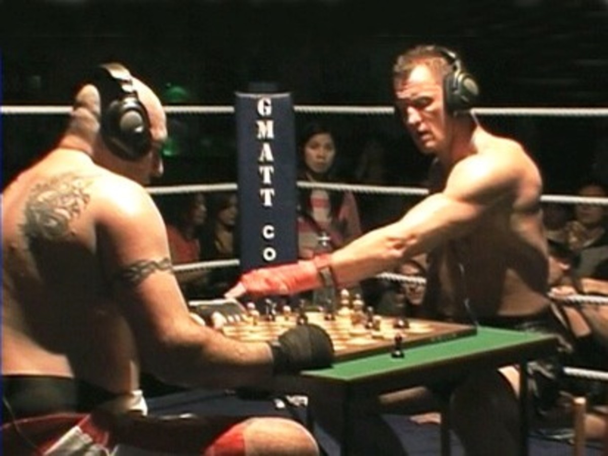 Pass it to Bulis: Weird Sports, Vol 2: Chess Boxing