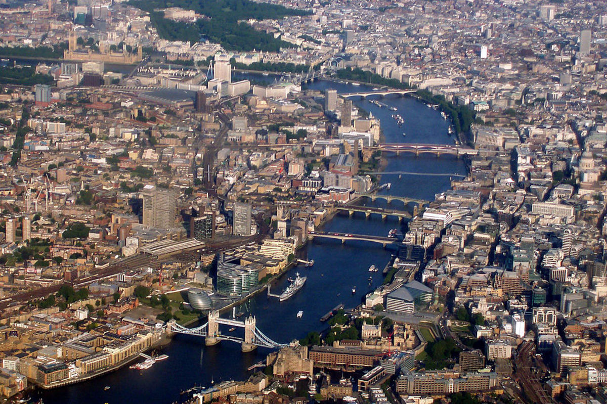 The view of the London Eye, River Thames and Big Ben from the Golden  Jubilee Bridge stock photo - OFFSET