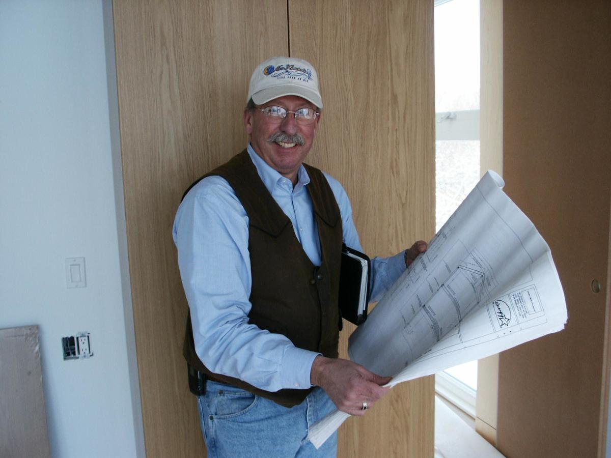 Getting a Building Contractor to Work with You